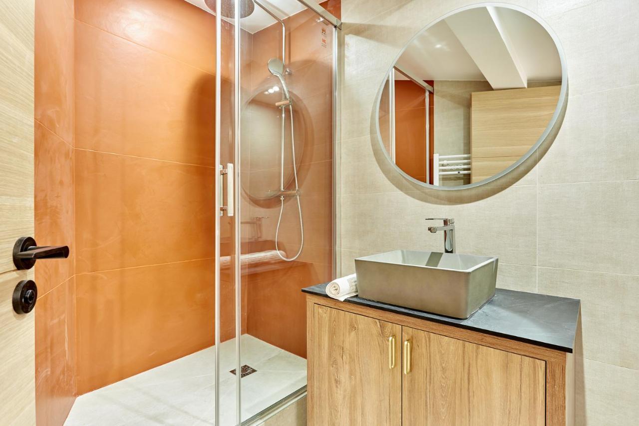 Apartment Batignolle Montmartre By Studio Prestige Parijs Buitenkant foto