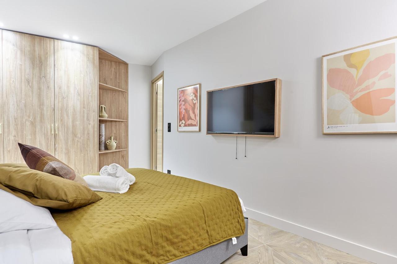 Apartment Batignolle Montmartre By Studio Prestige Parijs Buitenkant foto